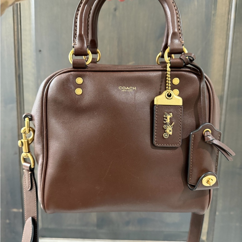 Coach Cube Rogue 20 in maple